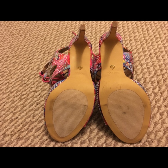 Thalia Sodi Shoe Collection - Picture 3 of 4